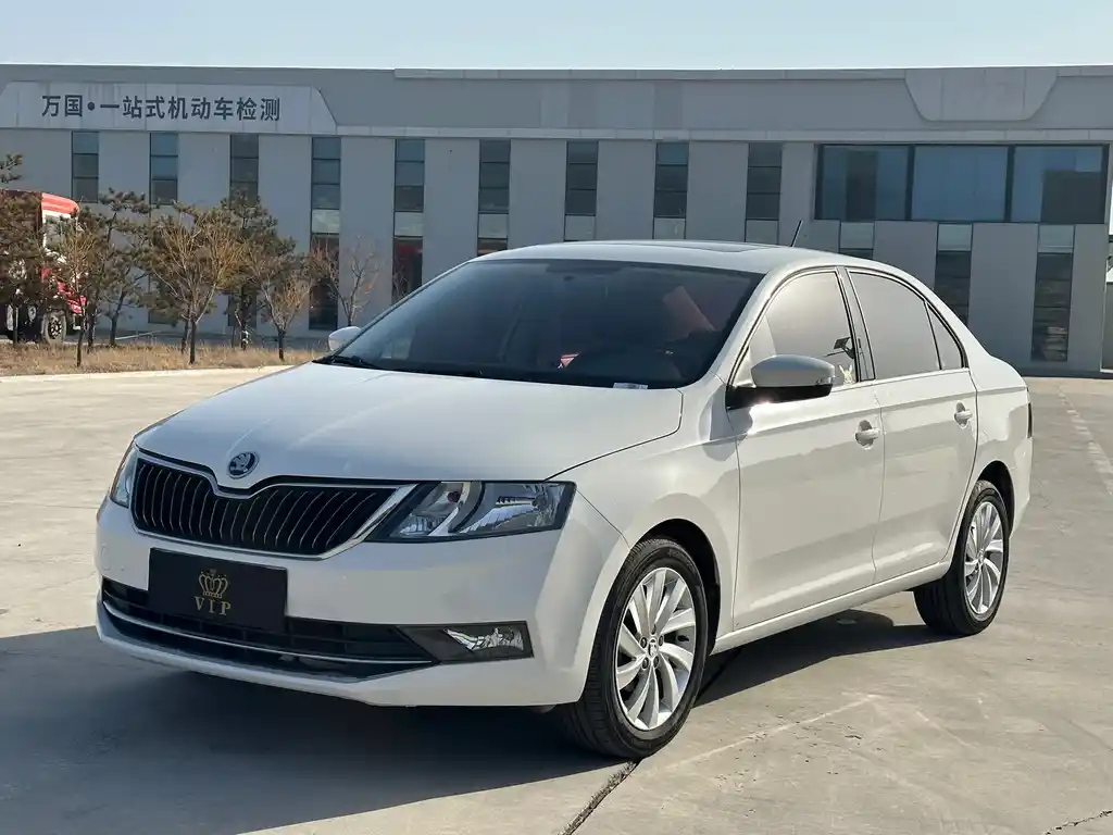 SKODA RAPID 2018