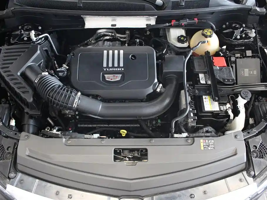 CADILLAC XT6 2021
