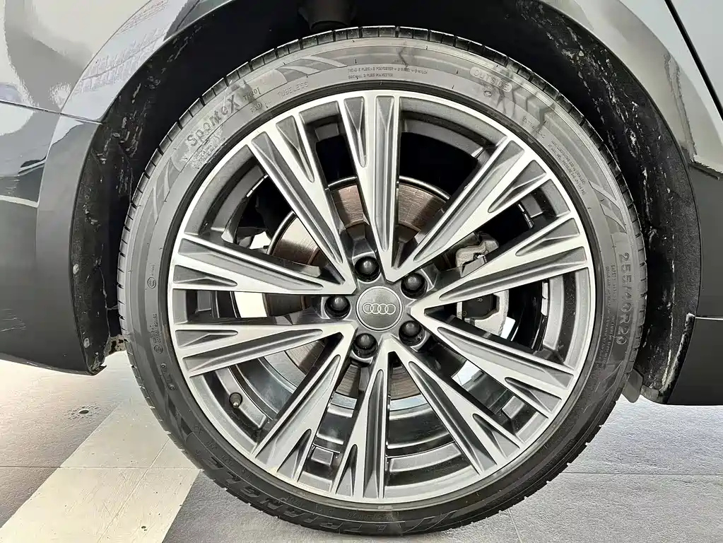 AUDI A6L 2020
