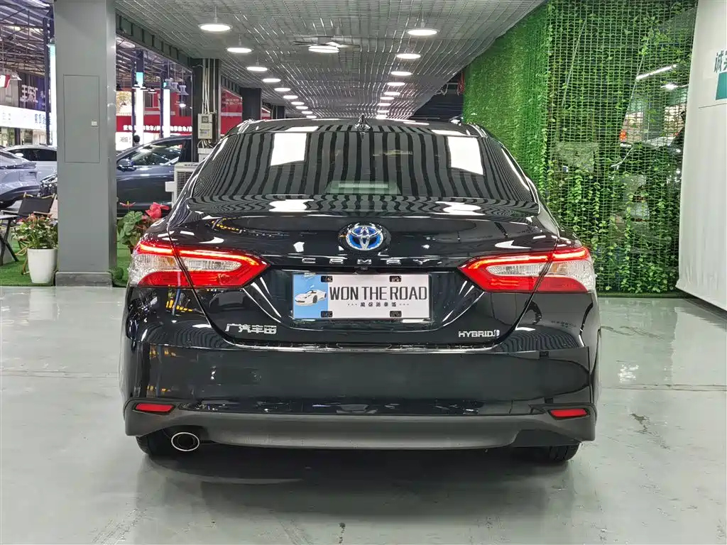 TOYOTA CAMRY 2022