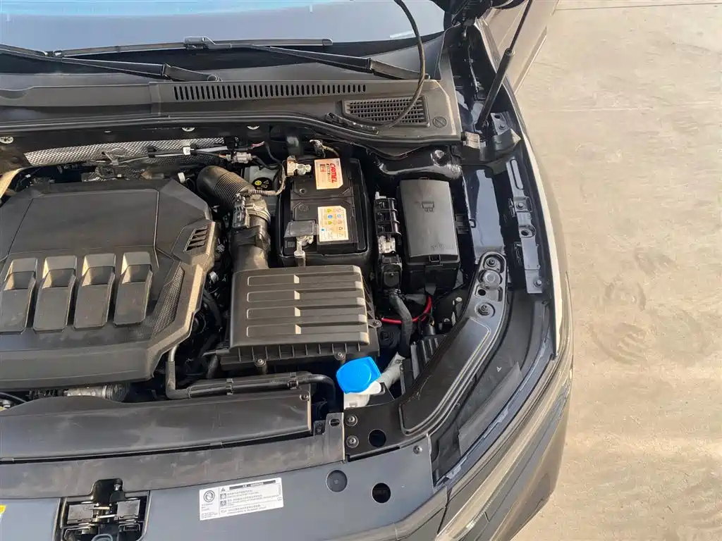 VOLKSWAGEN PASSAT 2022