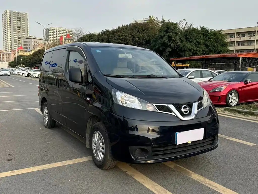 NISSAN NV200 2016