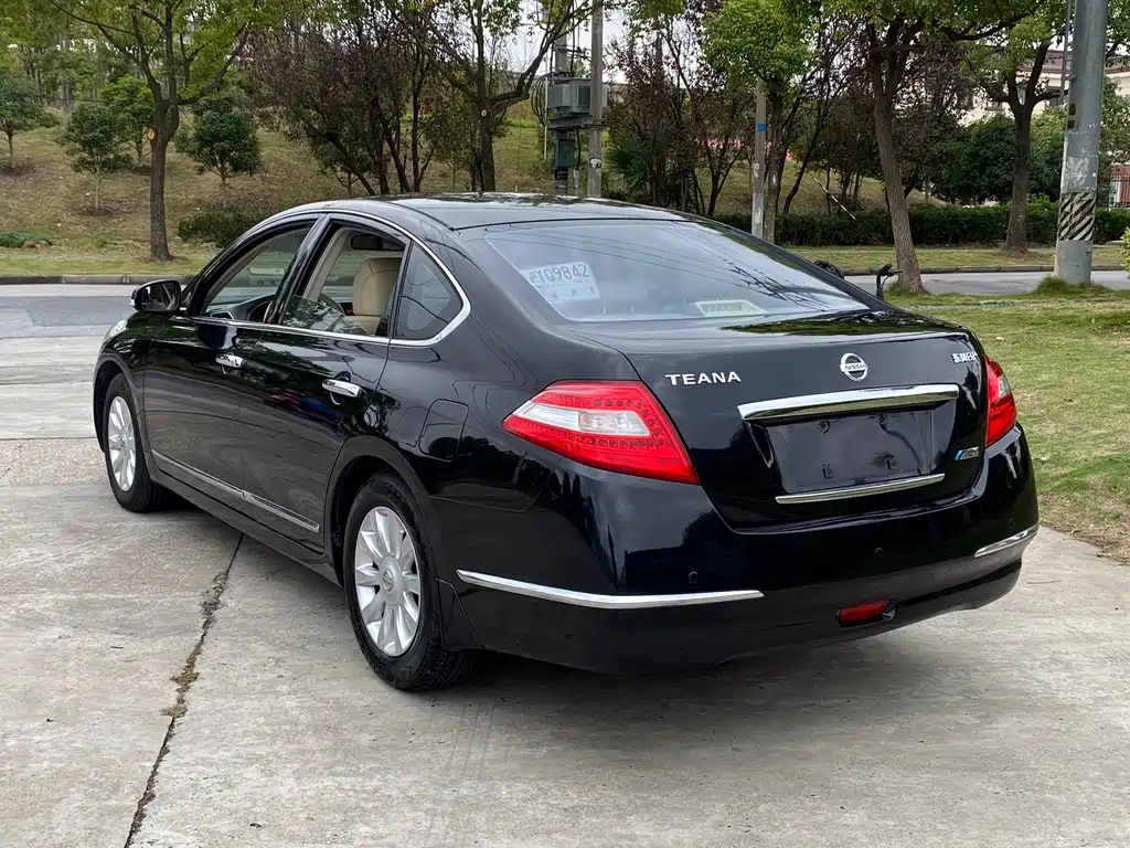 NISSAN TEANA 2009