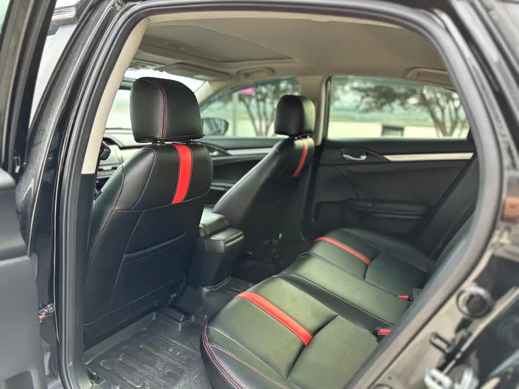 HONDA CIVIC 2019