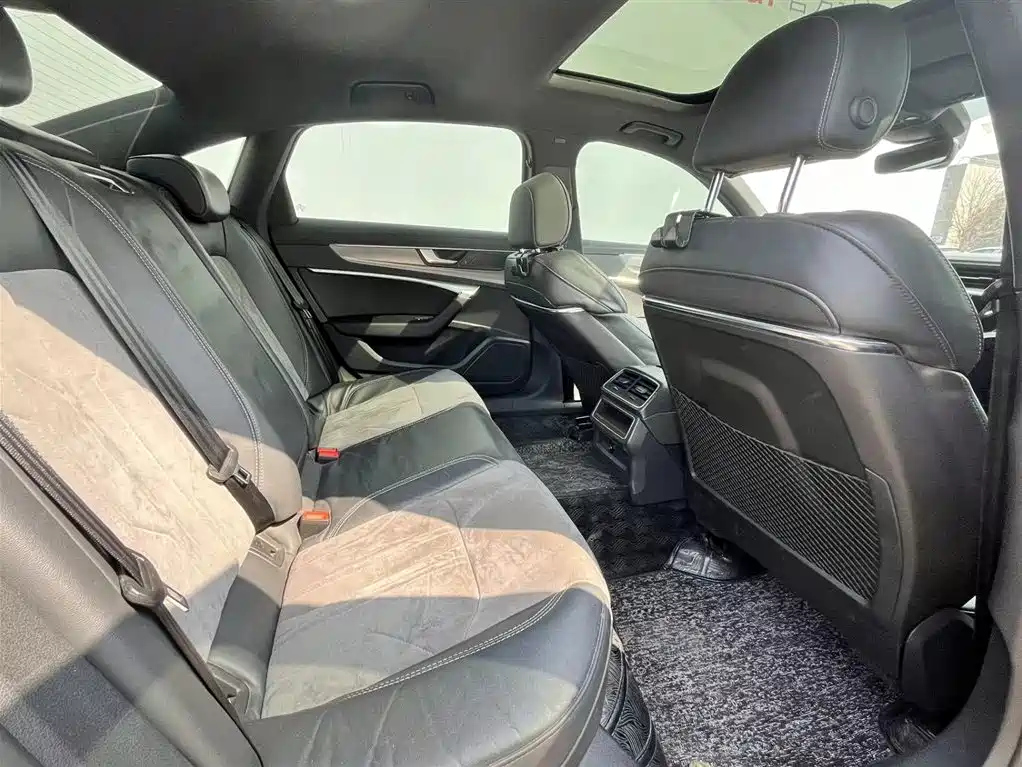 AUDI A6L 2021