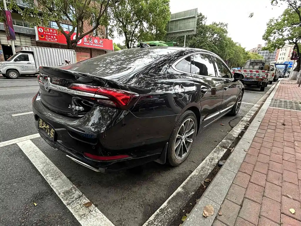 BUICK LACROSSE 2021