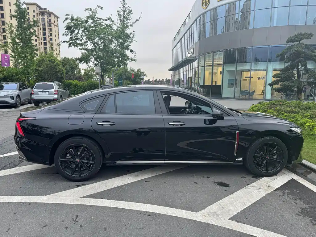 HONGQI H6 2023