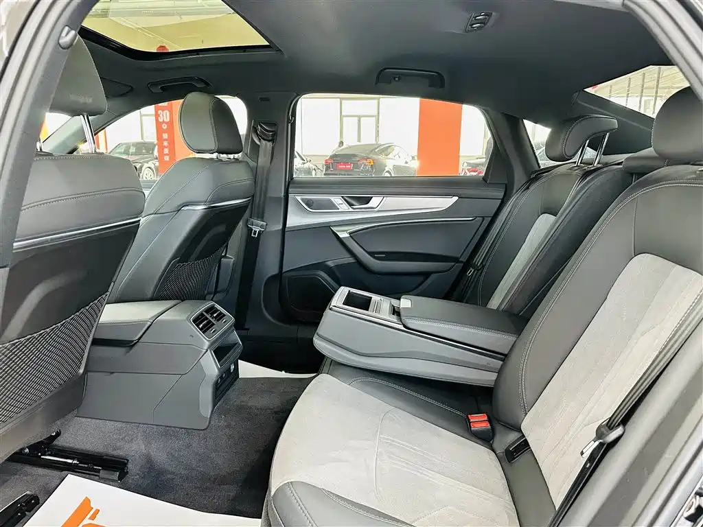 AUDI A6L 2023