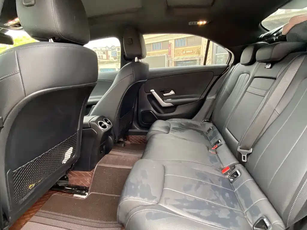 MERCEDES BENZ A-CLASS 2022