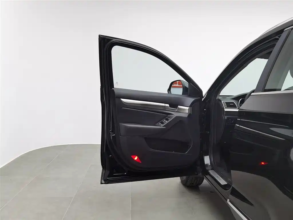 BAIC SENOVA X65 2015