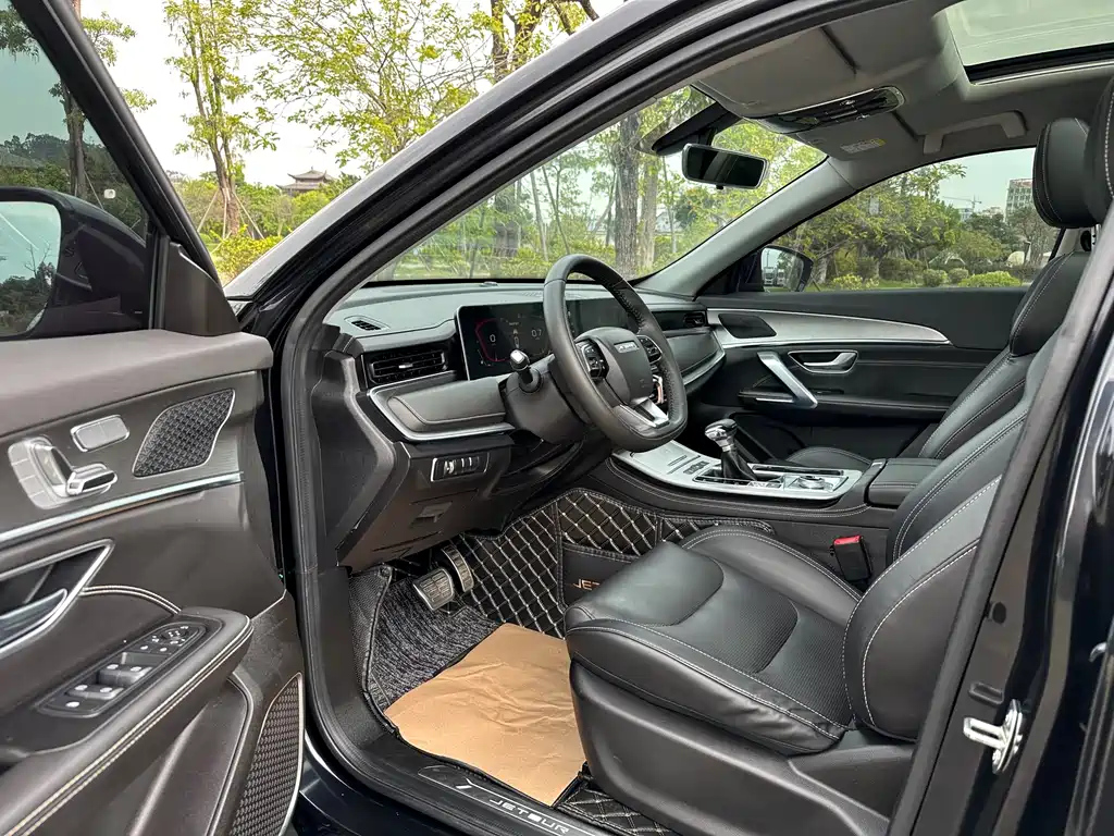 JETOUR X70 PLUS 2020