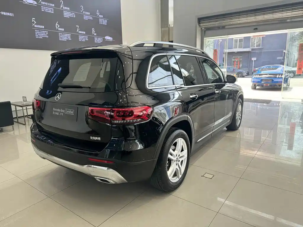 MERCEDES BENZ GLB 2022