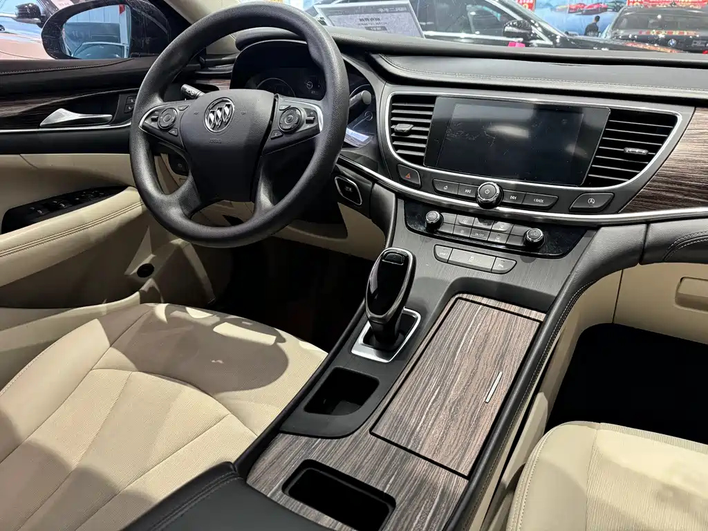 BUICK LACROSSE 2020