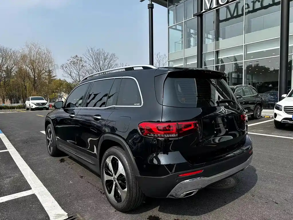 MERCEDES BENZ GLB 2022