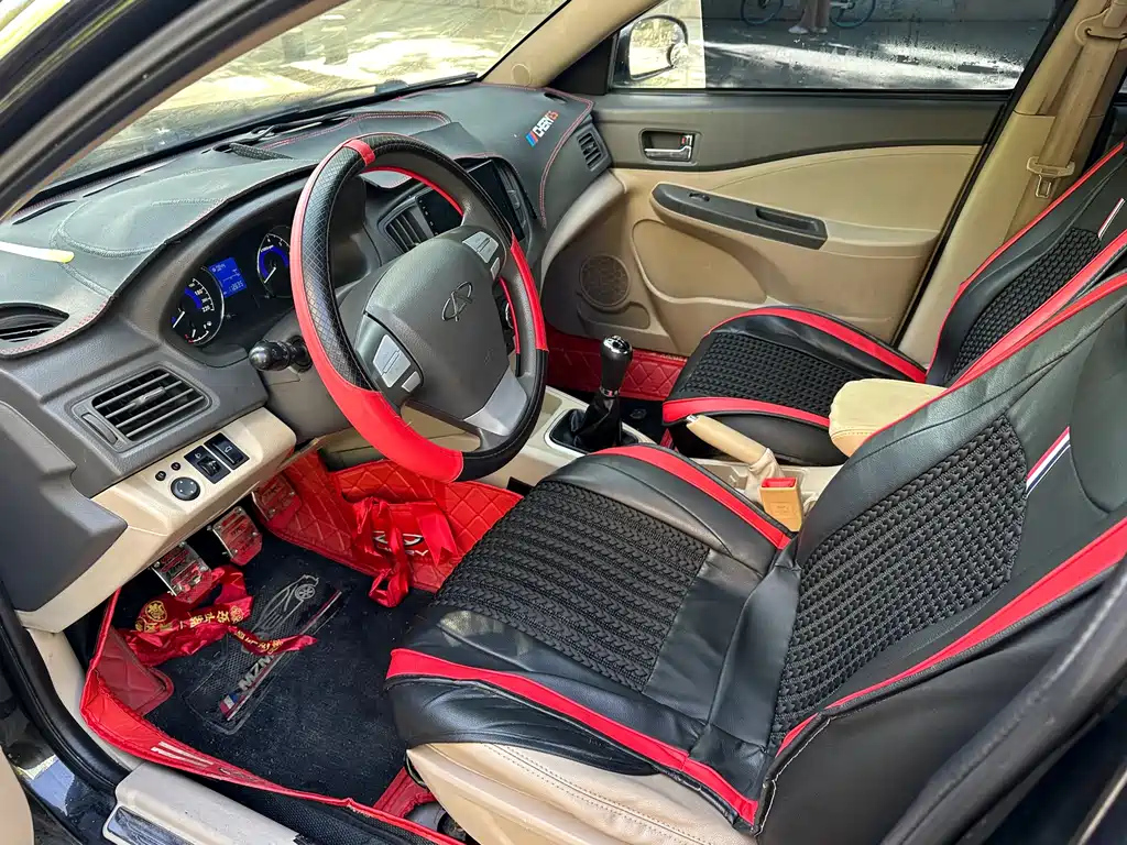 CHERY E5 2012