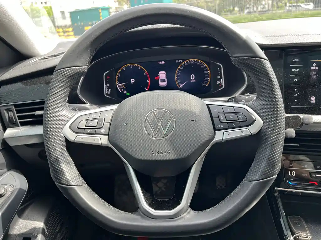VOLKSWAGEN PASSAT 2022