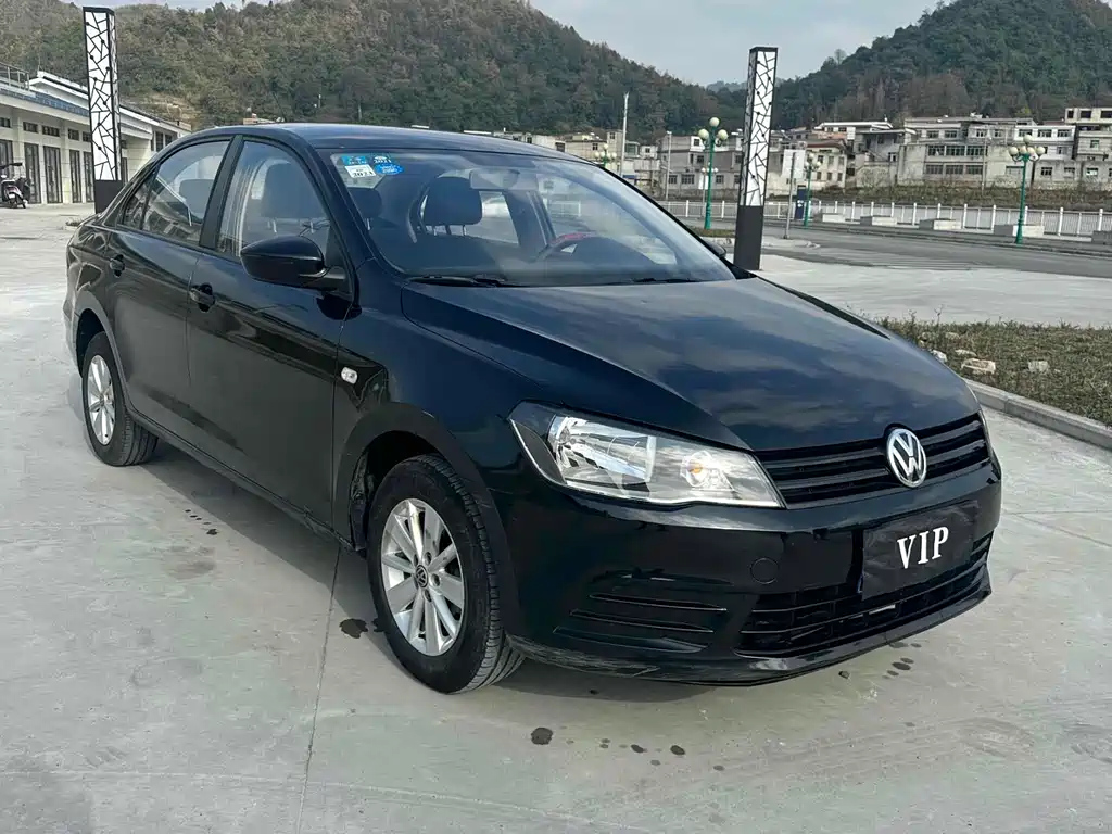 VOLKSWAGEN JETTA 2017