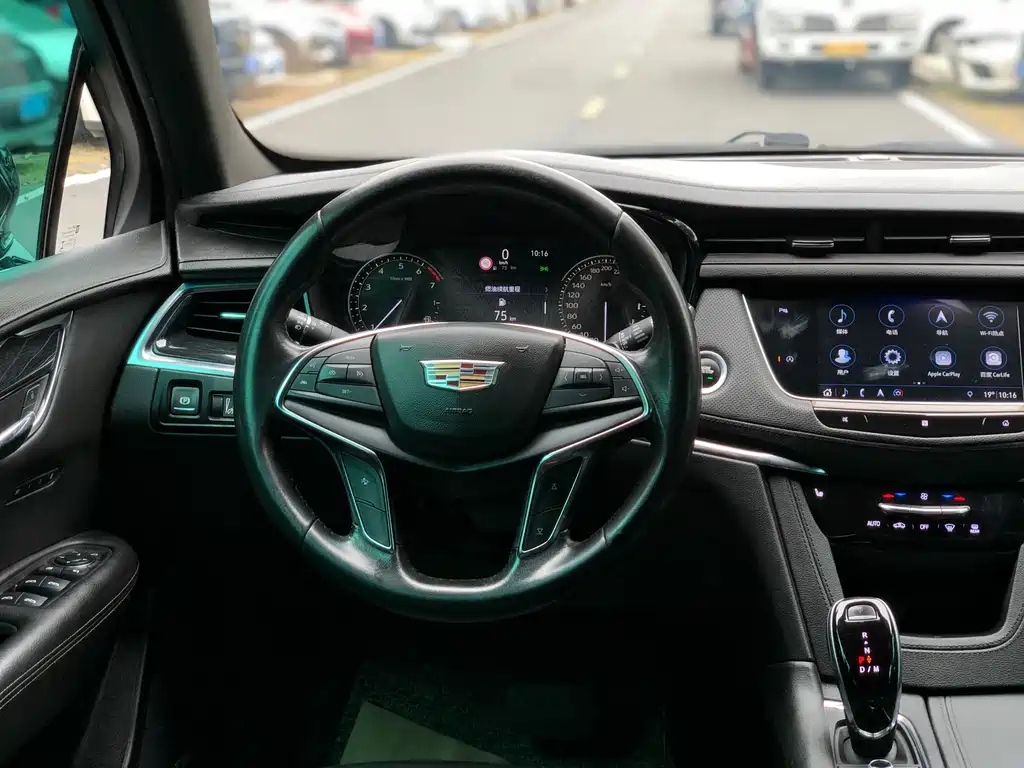 CADILLAC XT5 2020