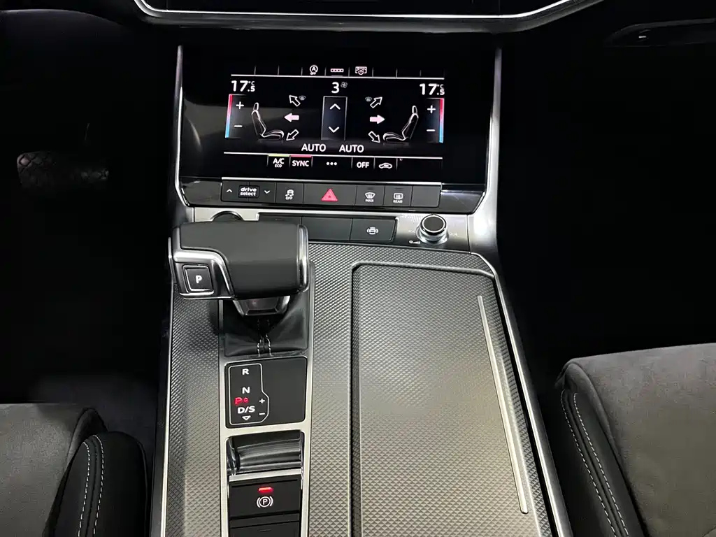 AUDI A6L 2021