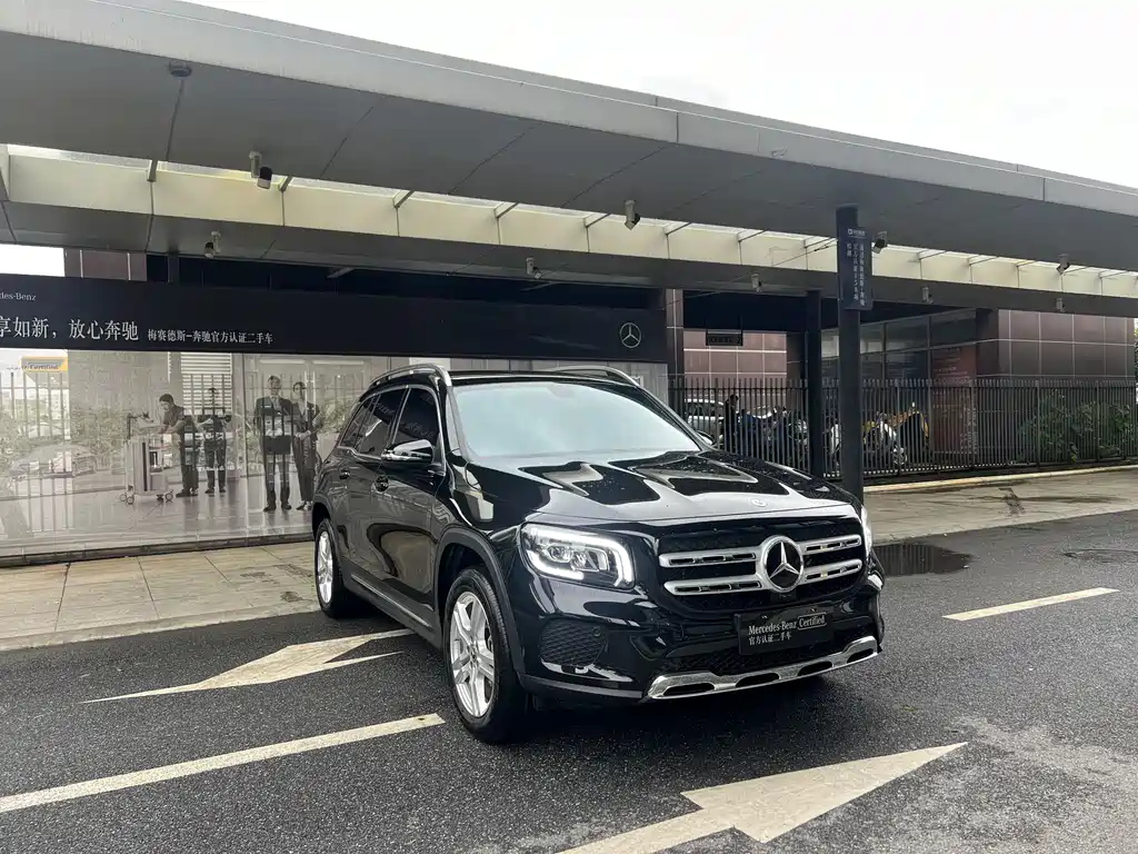 MERCEDES BENZ GLB 2022