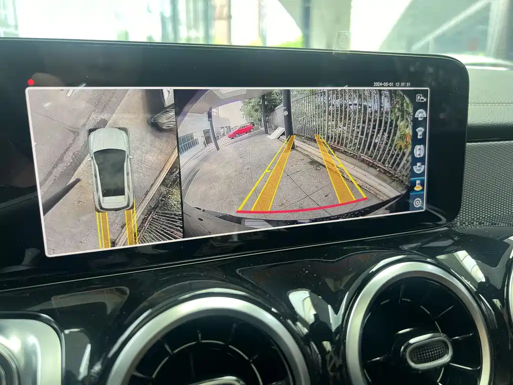 MERCEDES BENZ GLB 2022