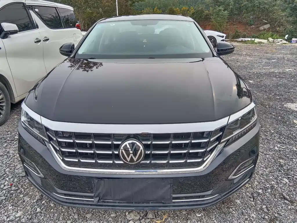 VOLKSWAGEN PASSAT 2020