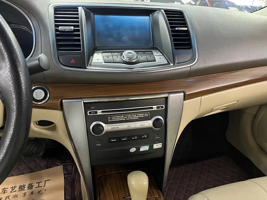 NISSAN TEANA 2012
