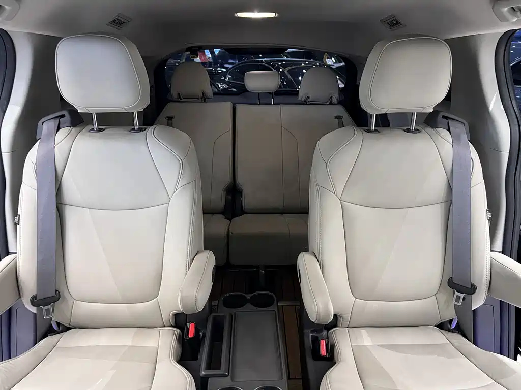 TOYOTA SIENNA SIENNA 2023