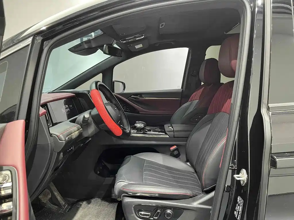 TRUMPCHI E9 2023