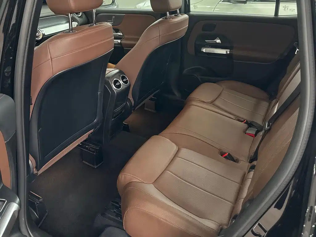 MERCEDES BENZ GLB 2020