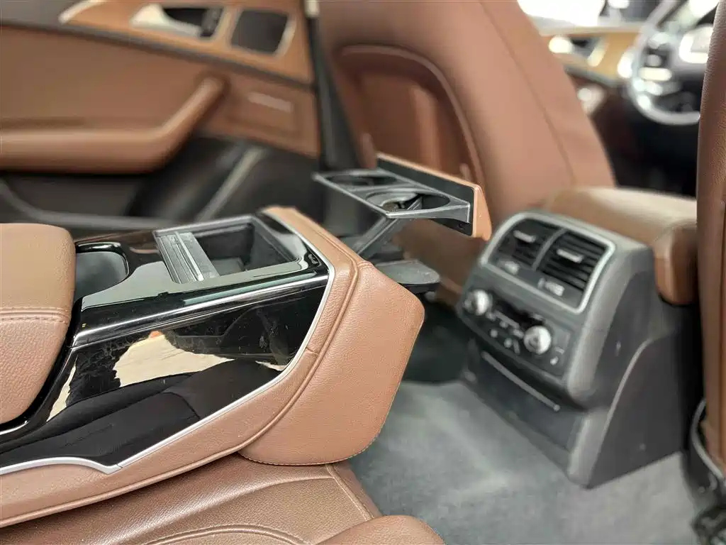 AUDI A6L 2019