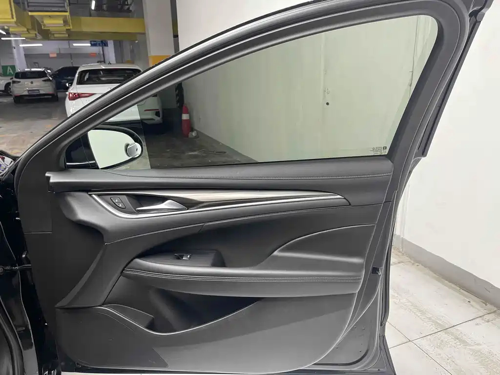 BUICK LACROSSE 2022
