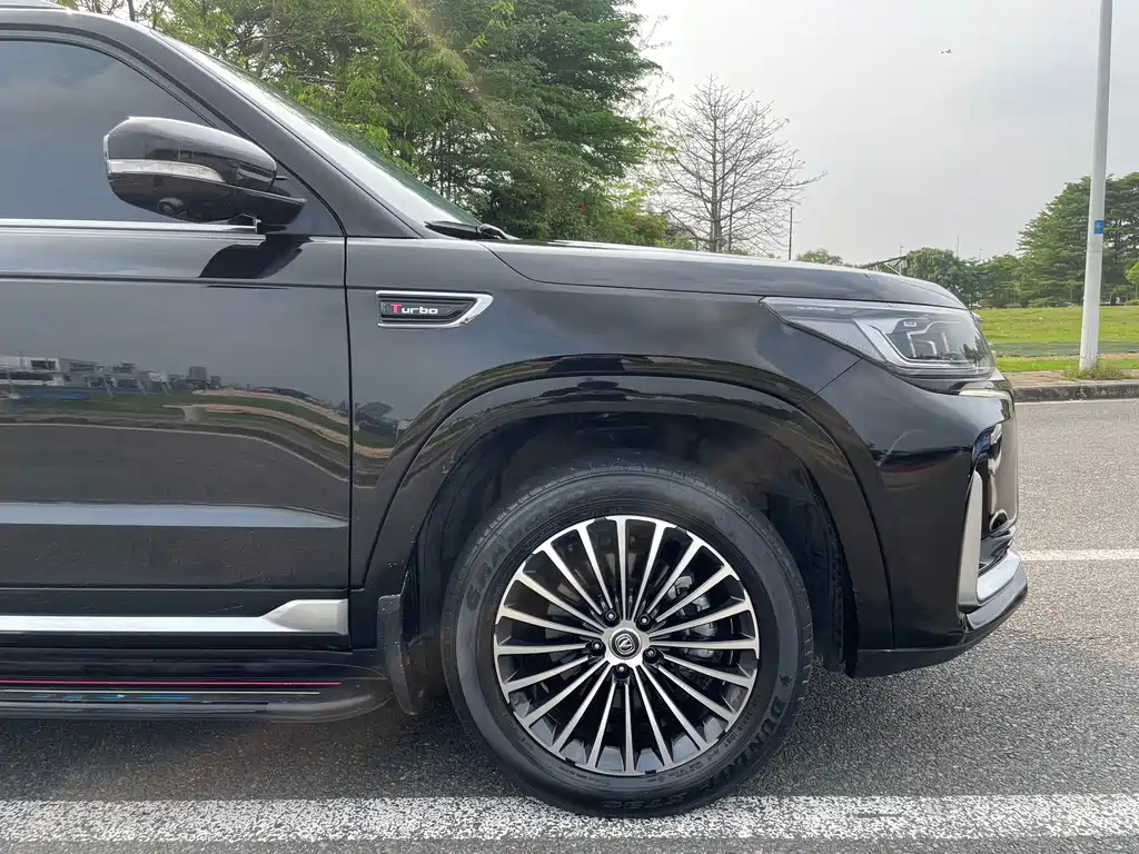 CHANGAN CS95 2019