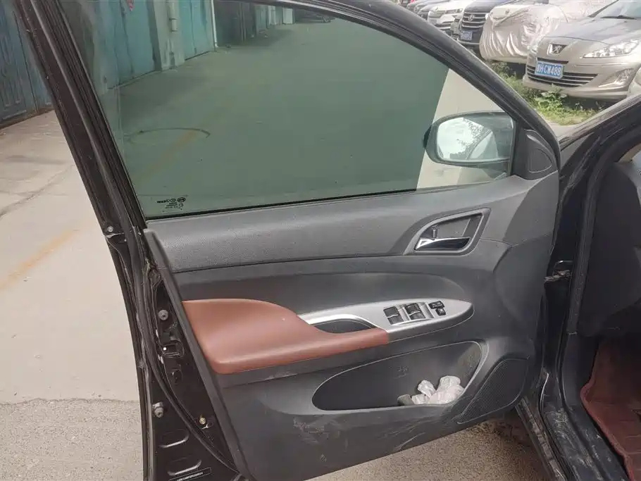 BYD F3 2016