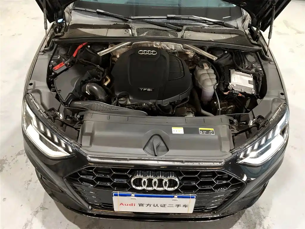 AUDI A4L 2022