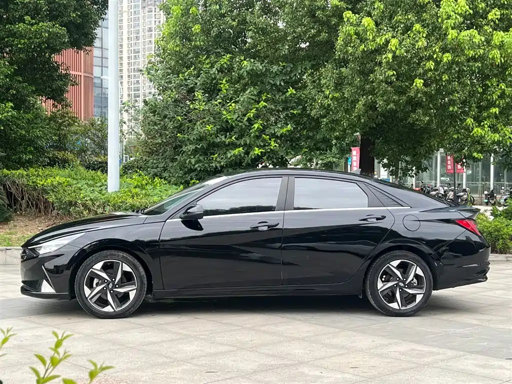 HYUNDAI ELANTRA 2020