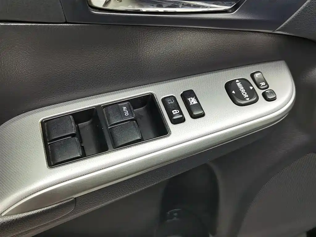 TOYOTA CAMRY 2014