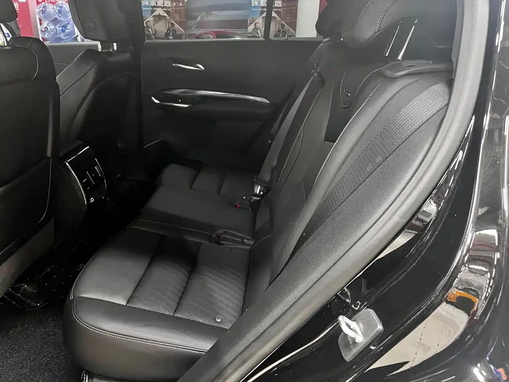 CADILLAC XT4 2022