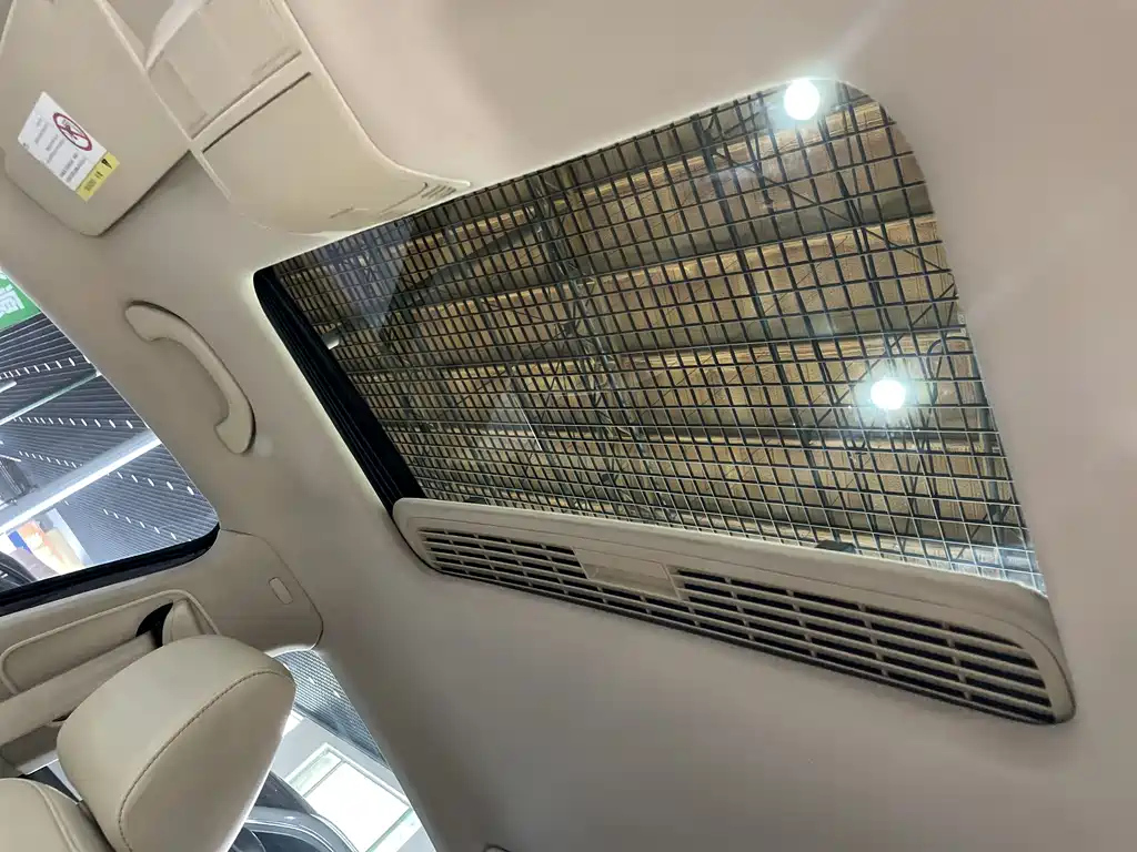 VOLKSWAGEN MAGOTAN 2016
