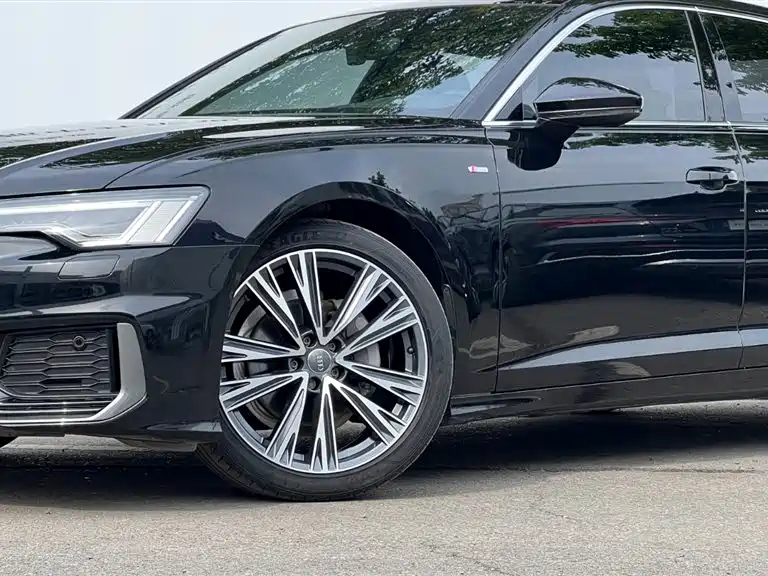 AUDI A6L 2020