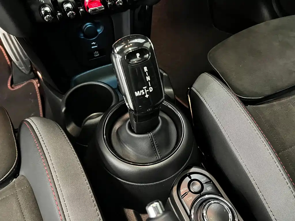 MINI JCW 2022