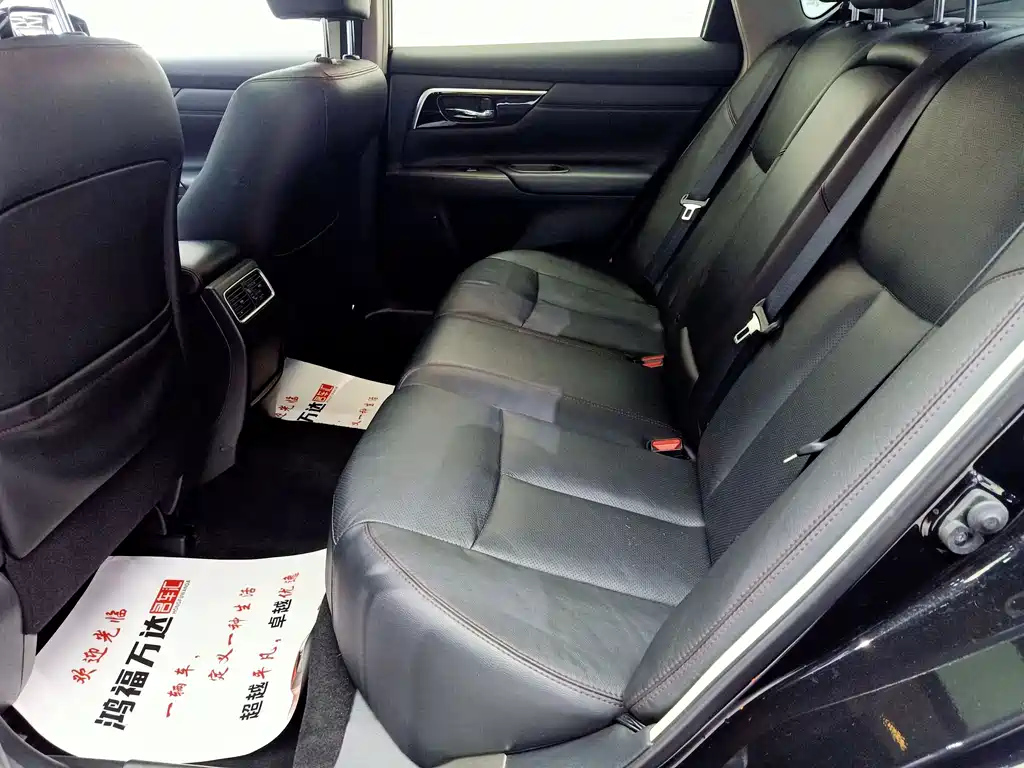 NISSAN TEANA 2018
