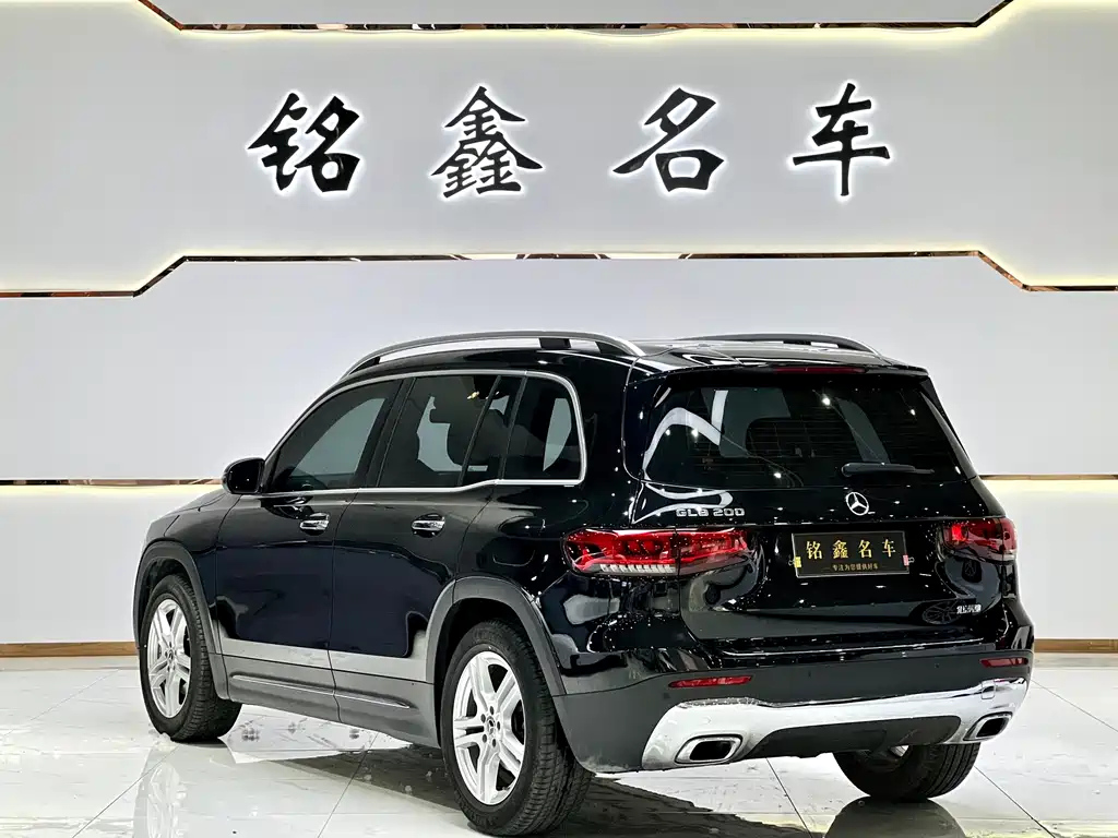 MERCEDES BENZ GLB 2021