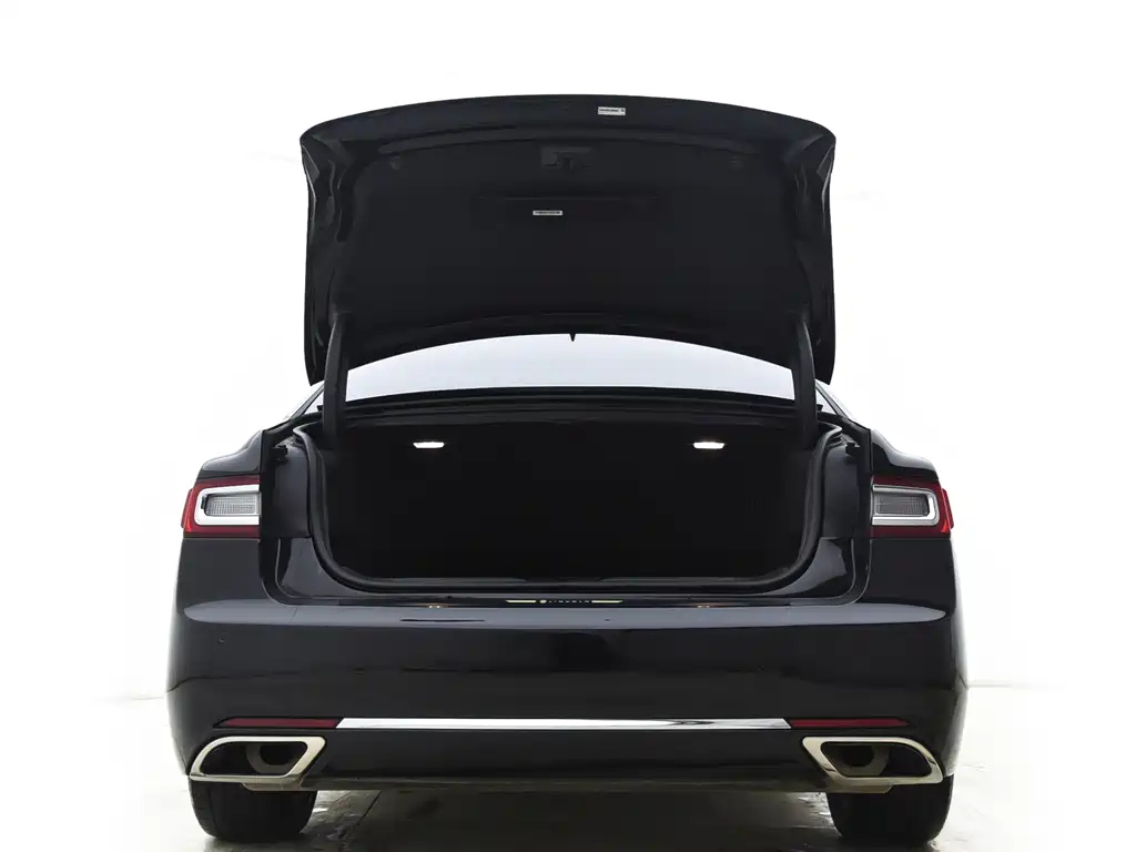 LINCOLN CONTINENTAL 2021