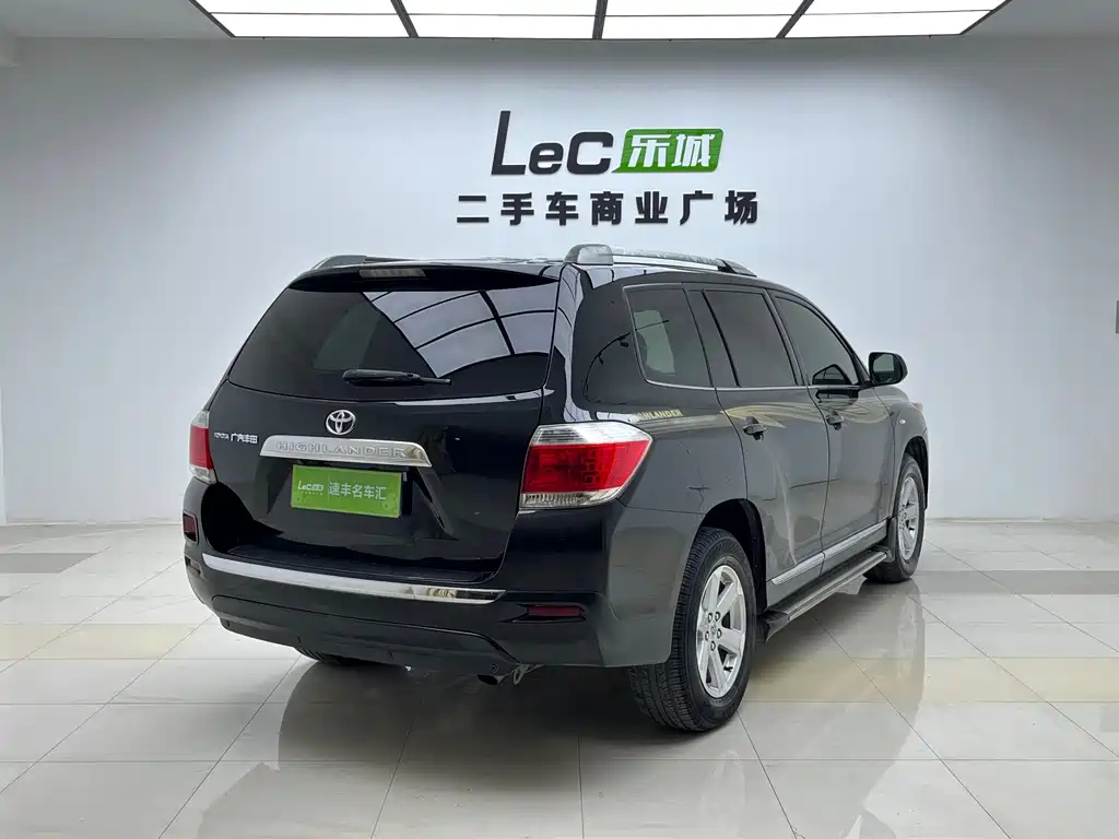 TOYOTA HIGHLANDER 2013