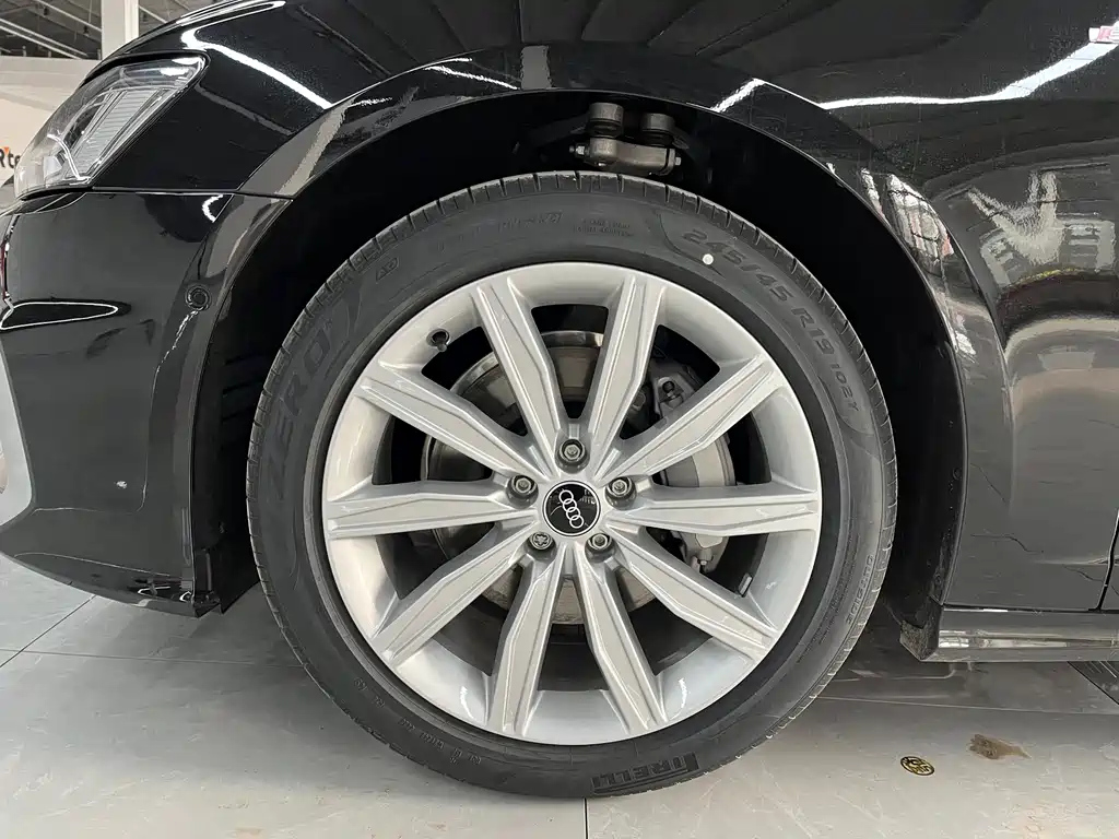 AUDI A6L 2024