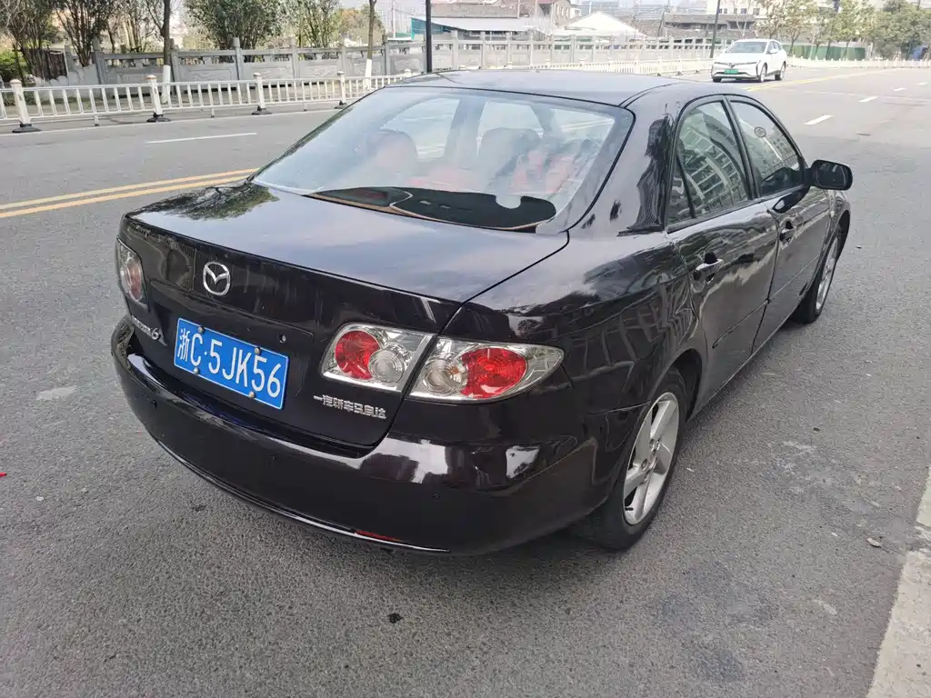 MAZDA 6 2010