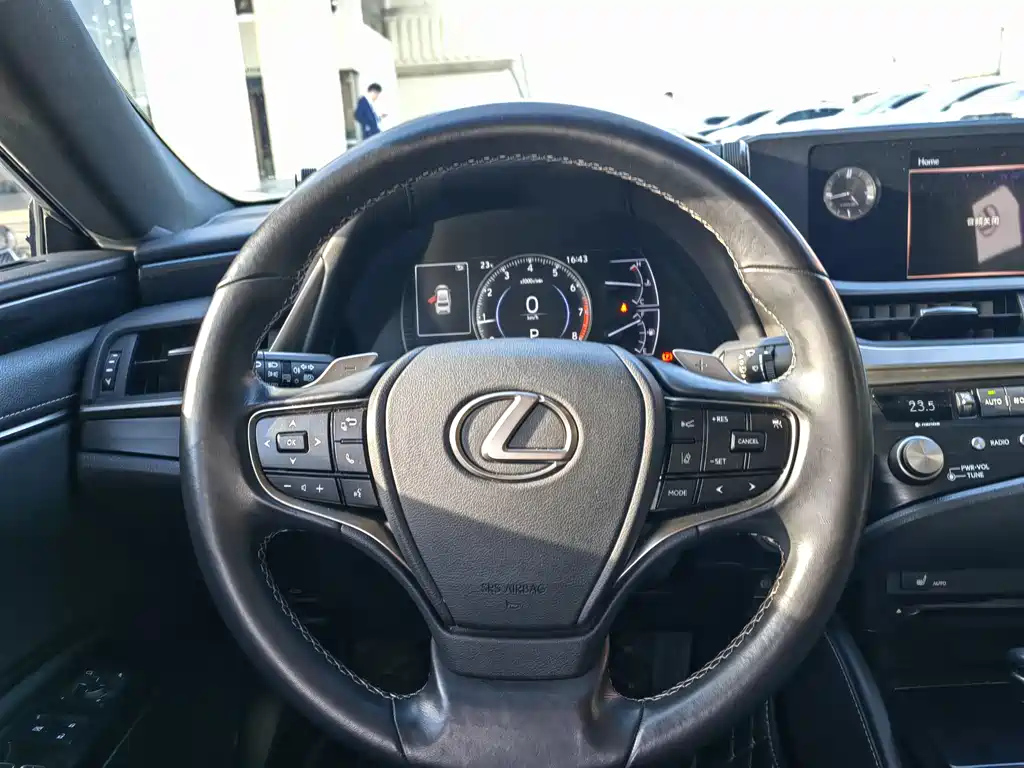 LEXUS ES 2021