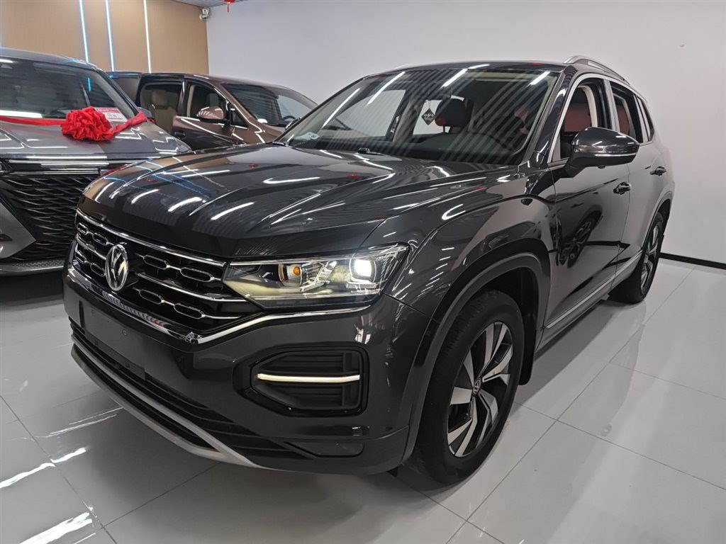 VOLKSWAGEN TAYRON 2019