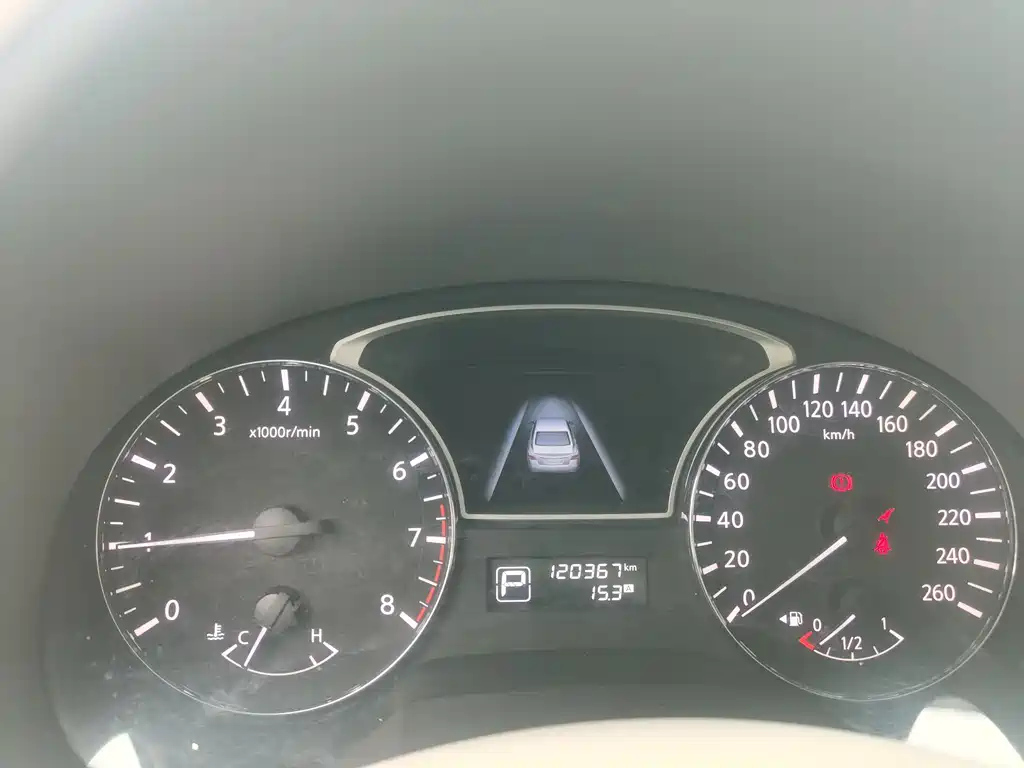 NISSAN TEANA 2017